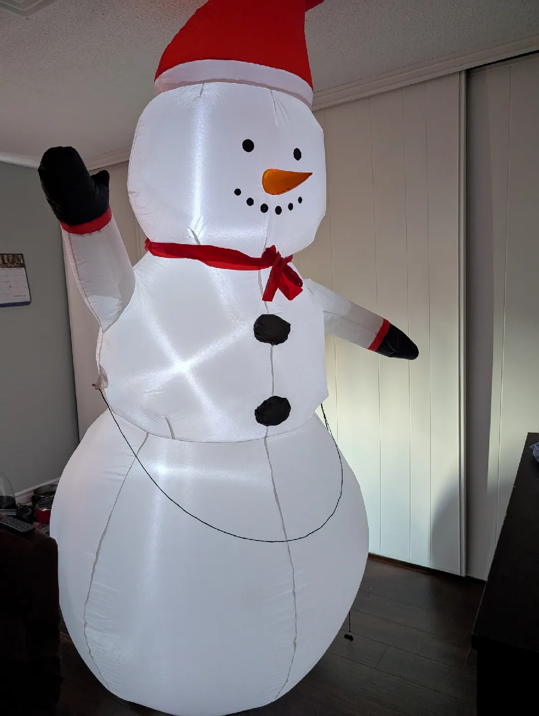 Inflatable Snowman Decoration thumbnail