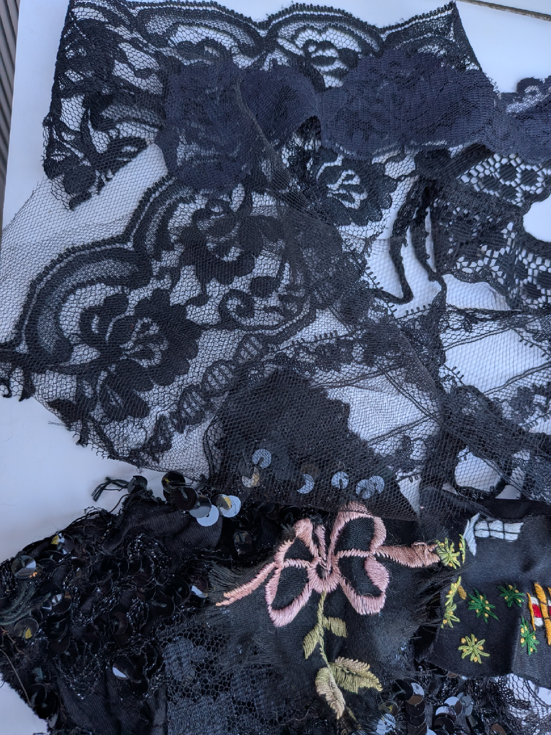 Vintage Black Lace Trim Assortment - photo 3