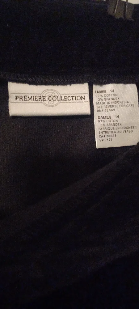 Premiere Collection Black Corduroy Skirt - Size 14 image indicator(3)