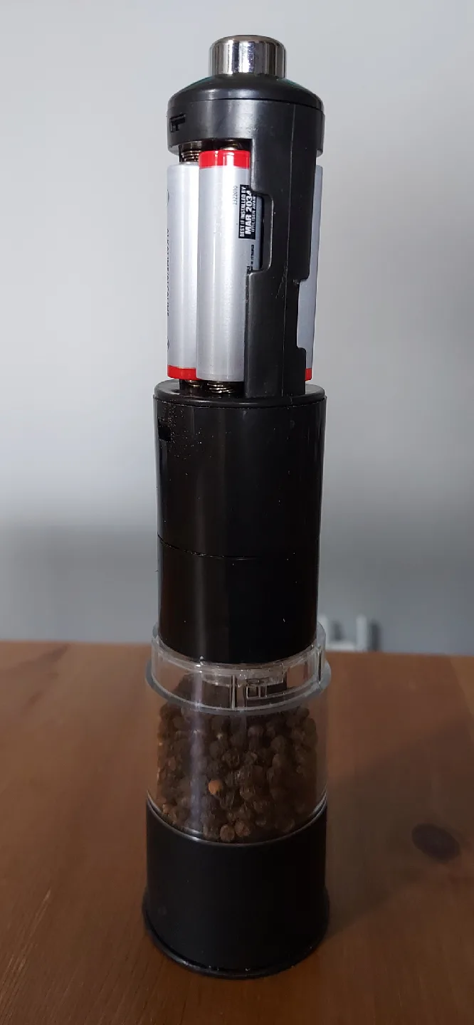 🆕Electric Salt and Pepper Grinder Set - Brand New in Box! image indicator(6)