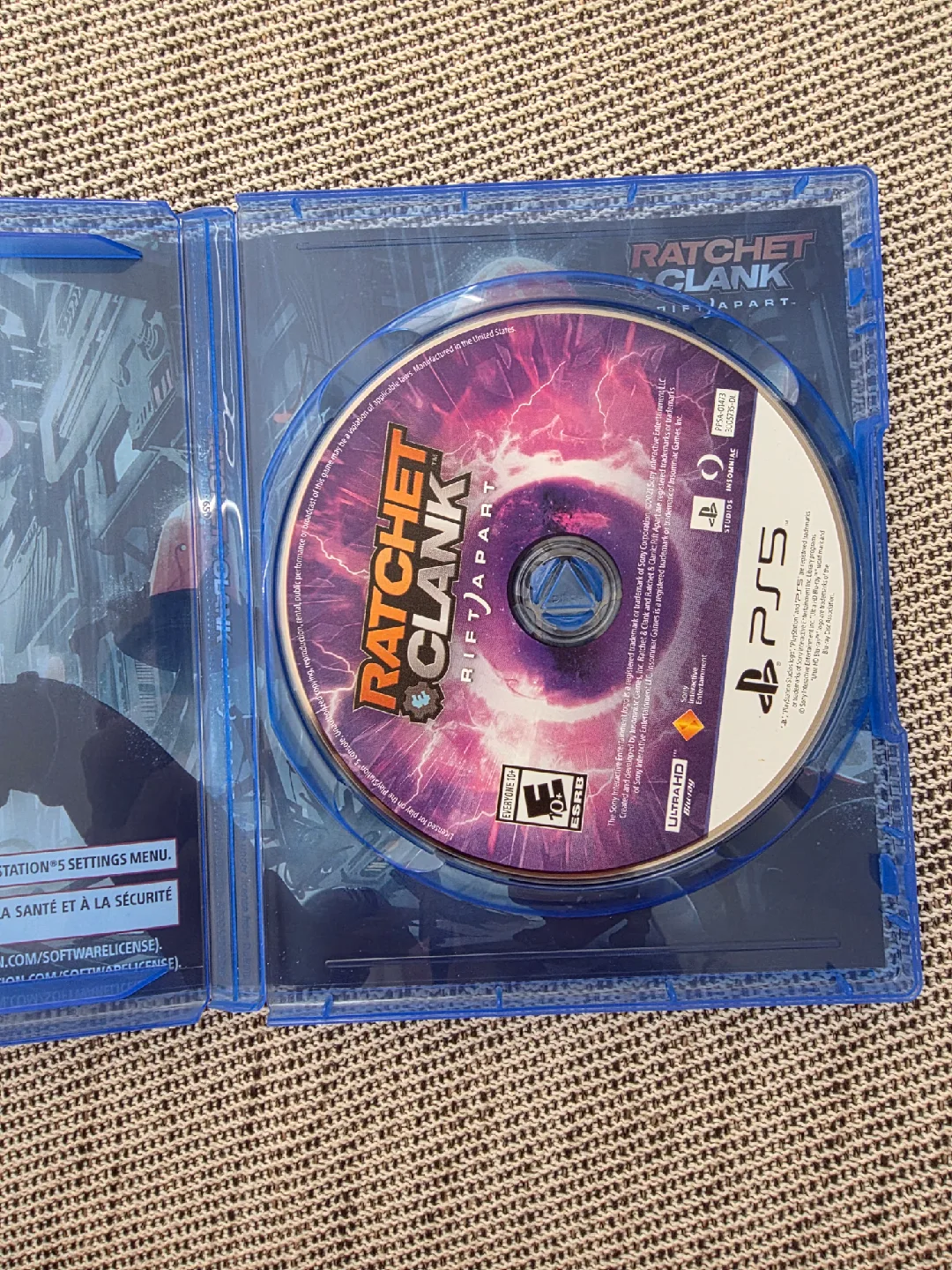 Ratchet & Clank: Rift Apart - PS5 Game image indicator(2)