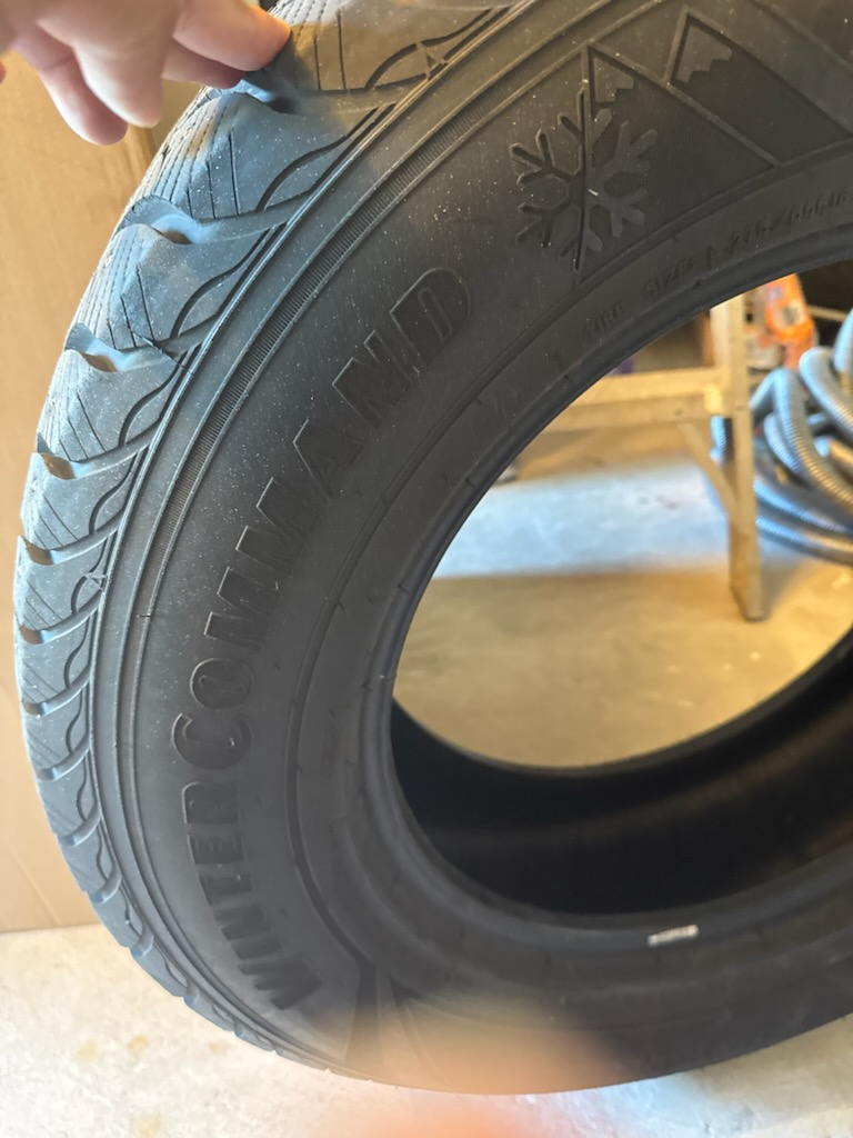 Set of 4 Goodyear Winter Command Tires 215/65R18 - photo 4