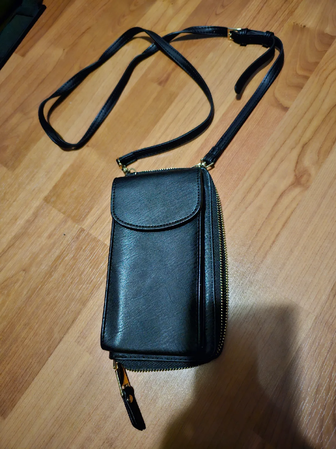 Antik Kraft Black Crossbody Wallet thumbnail