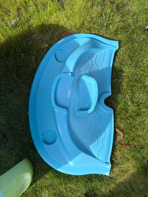 Step2 Blue Sand & Water Activity Table thumbnail