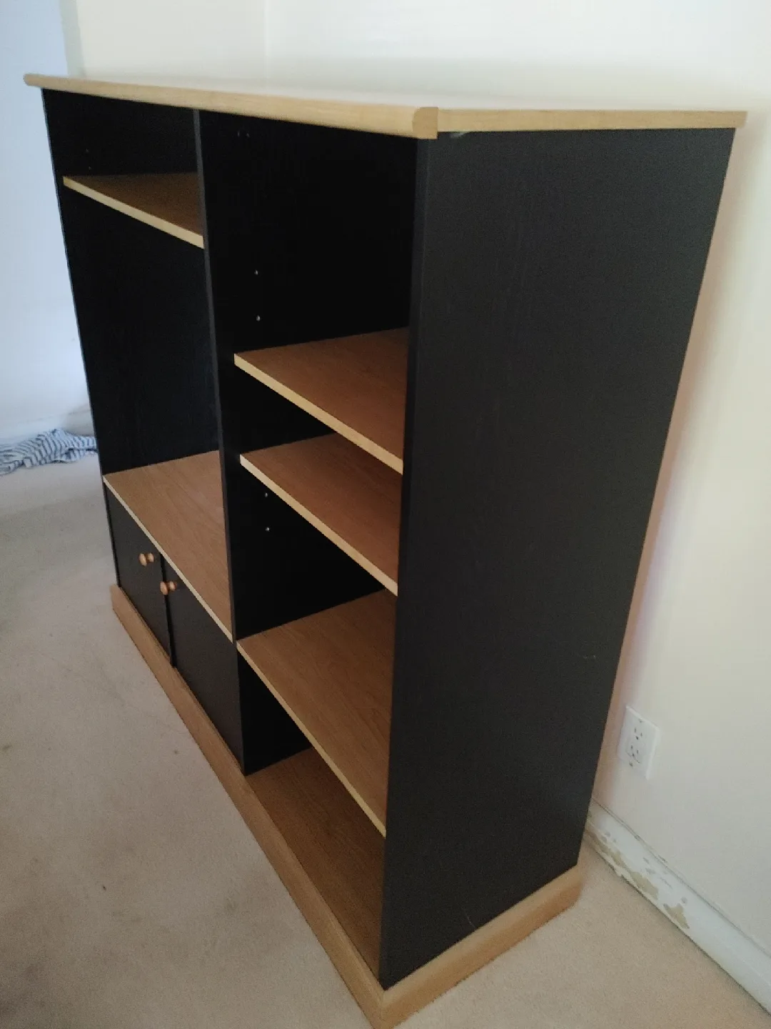 💚 ENTERTAINMENT UNIT BLACK/WOOD MINT CONDITION image indicator(3)