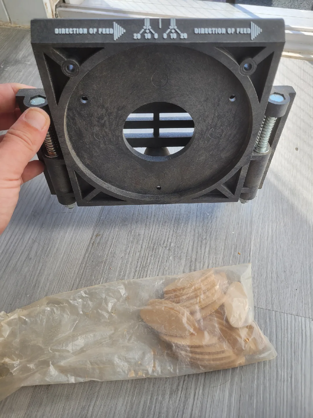 router biscuit jointer attachment image indicator(2)