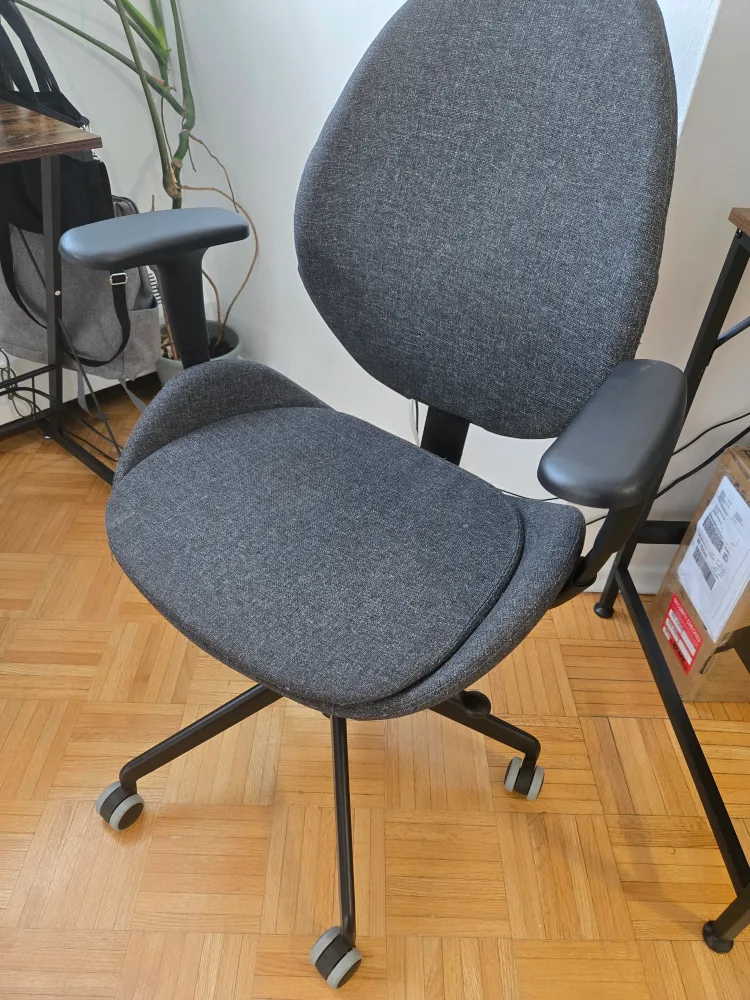 IKEA HATTEFJÄLL Office Chair - Dark Gray image indicator(2)