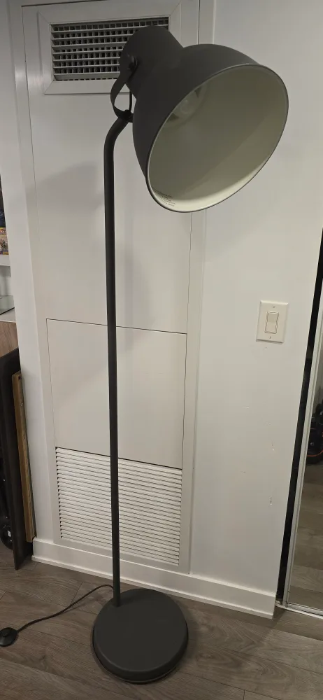 IKEA HEKTAR Floor Lamp thumbnail