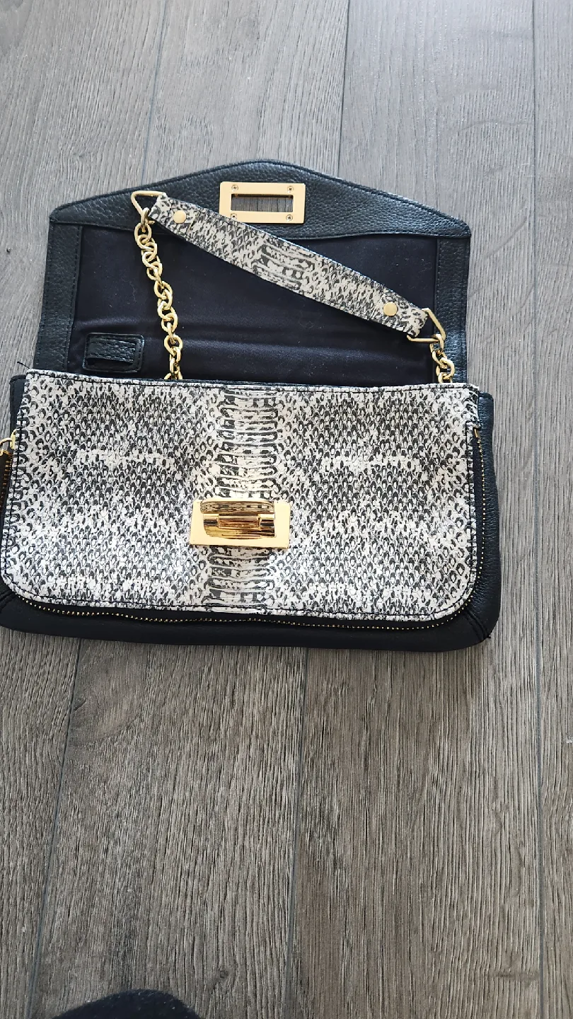 Kenneth Cole Black & White Clutch image indicator(3)