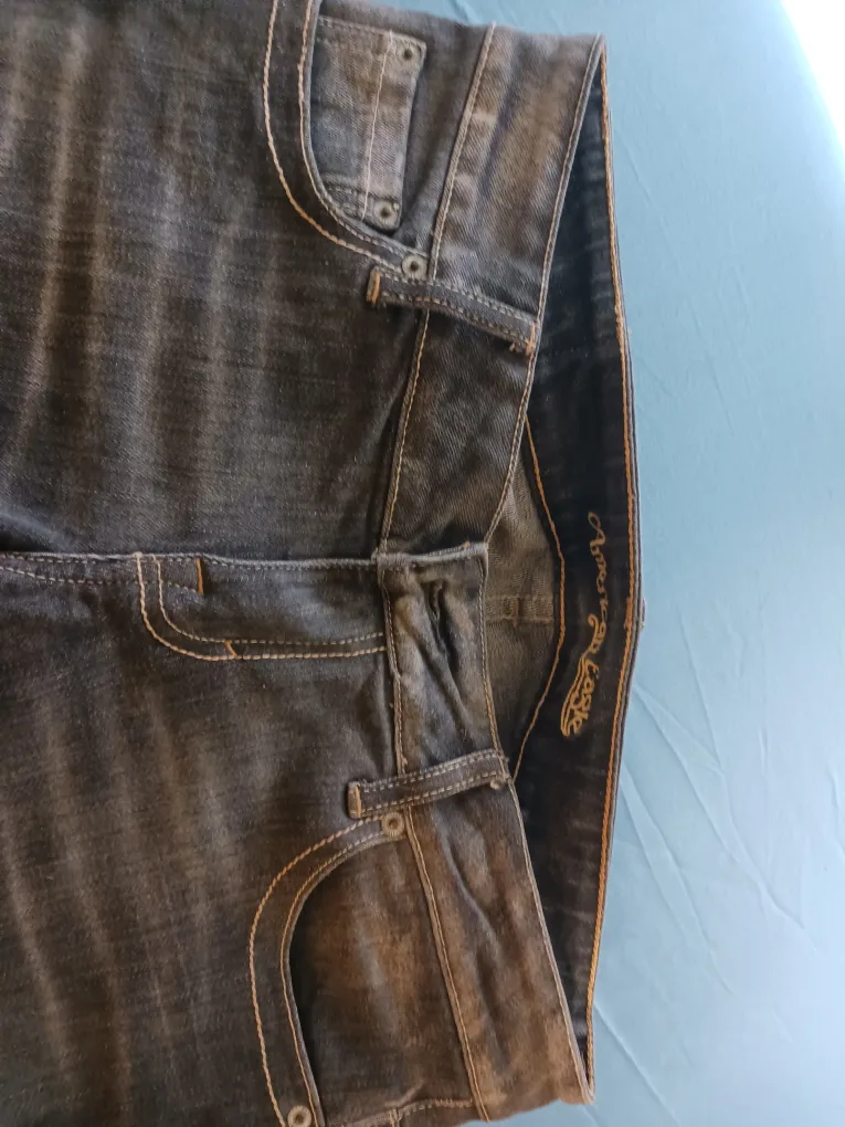 American Eagle Outfitters Jeans image indicator(2)