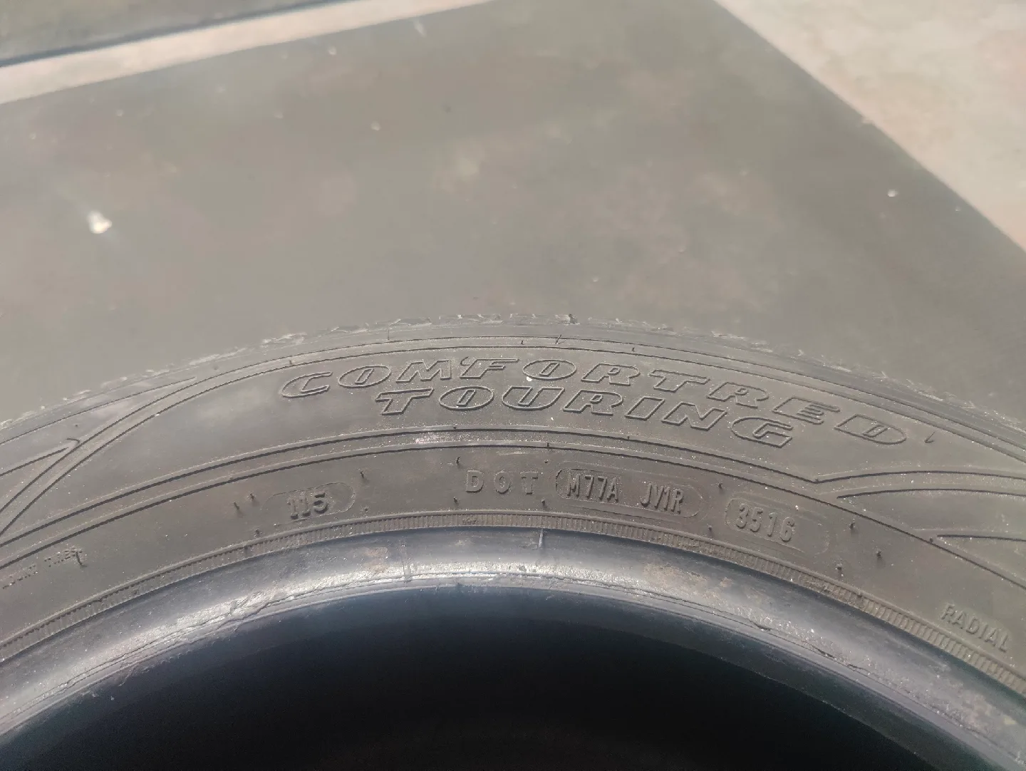 Goodyear Assurance Tires 235/55R17 99H All seasons image indicator(7)