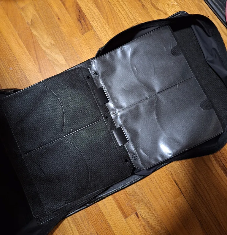 Case Logic Black CD Binder image indicator(3)