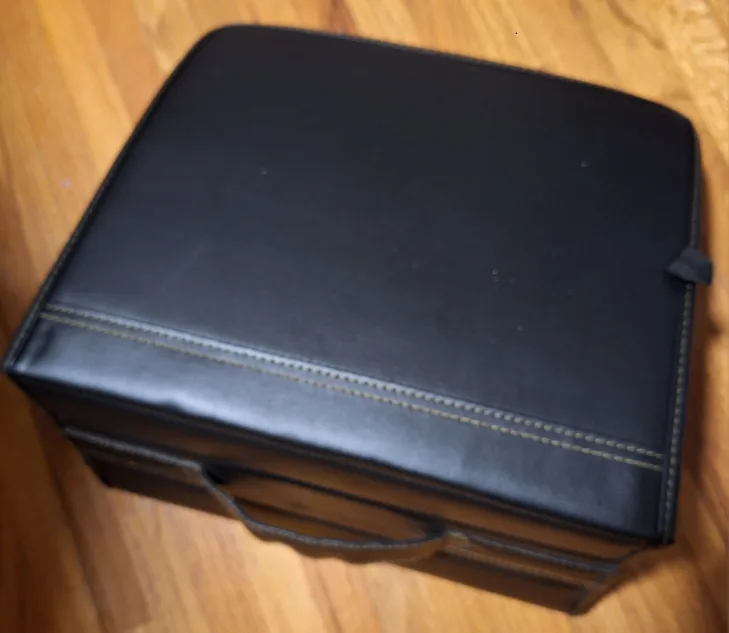 Case Logic Black CD Binder image indicator(5)