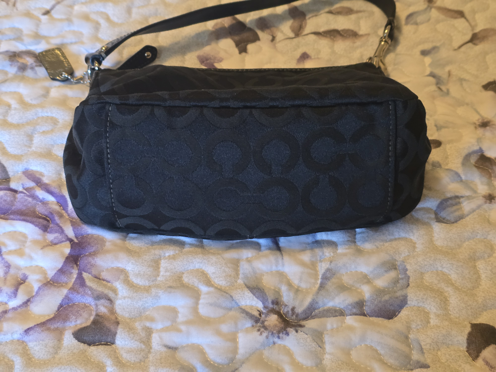 Coach Black Shoulder Bag - photo 4