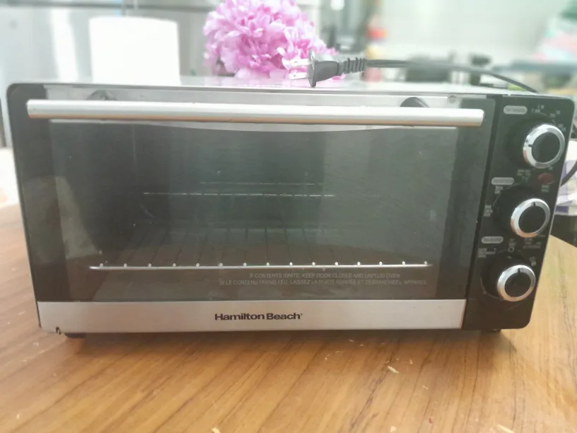 Hamilton Beach Toaster Oven thumbnail