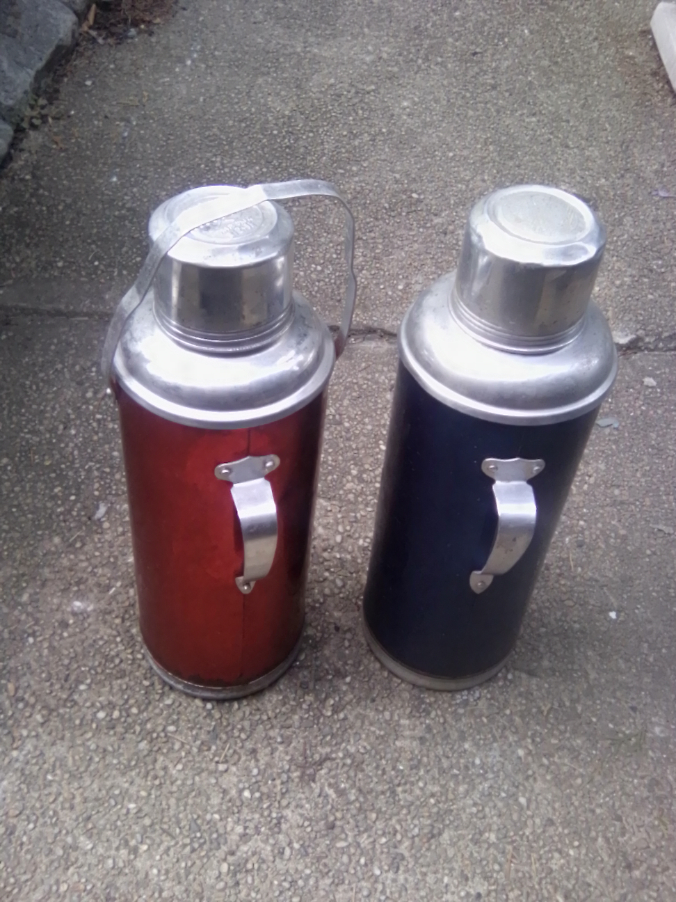 Vintage Thermos Set - Red & Blue - photo 2