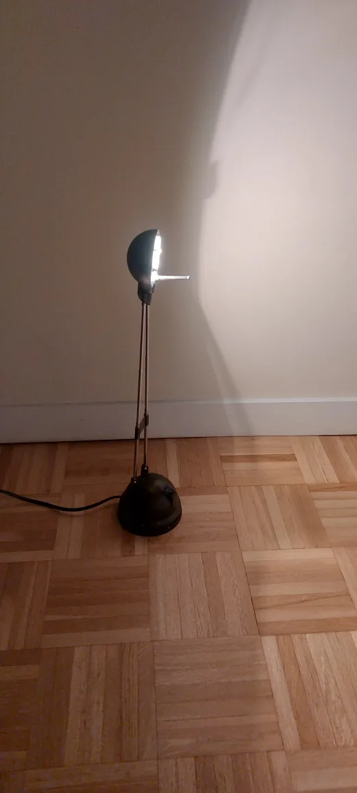 Black Adjustable Desk Lamp image indicator(3)