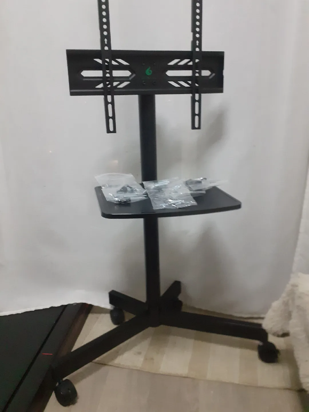 Greenstell TV Stand with Mount thumbnail