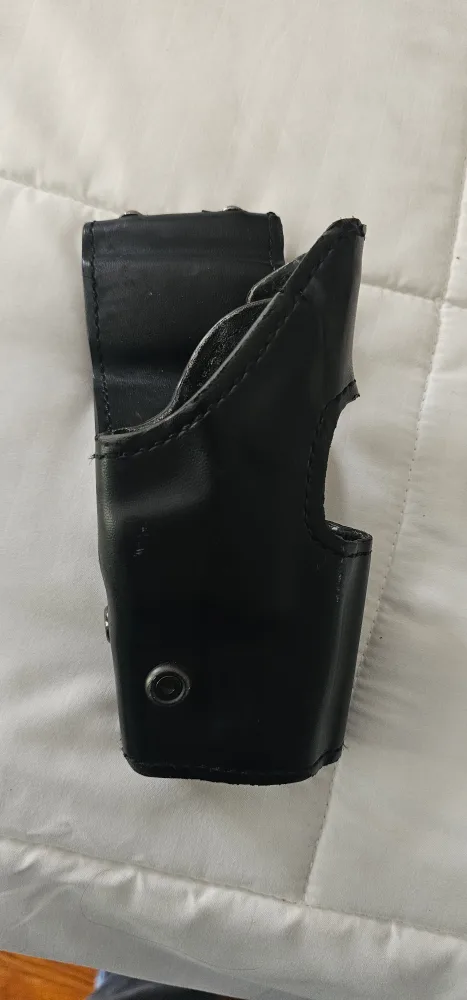 Safariland Glock 19 Holster image indicator(4)