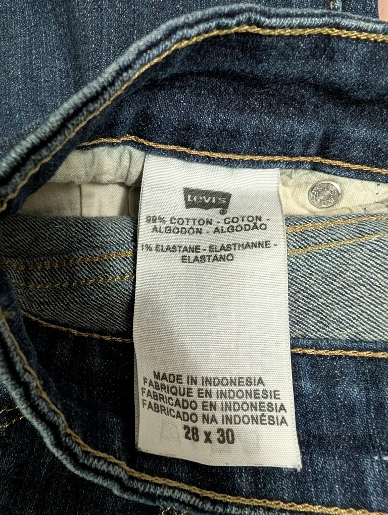 Levi's Demi Curve Skinny Jeans - Size 28 image indicator(9)