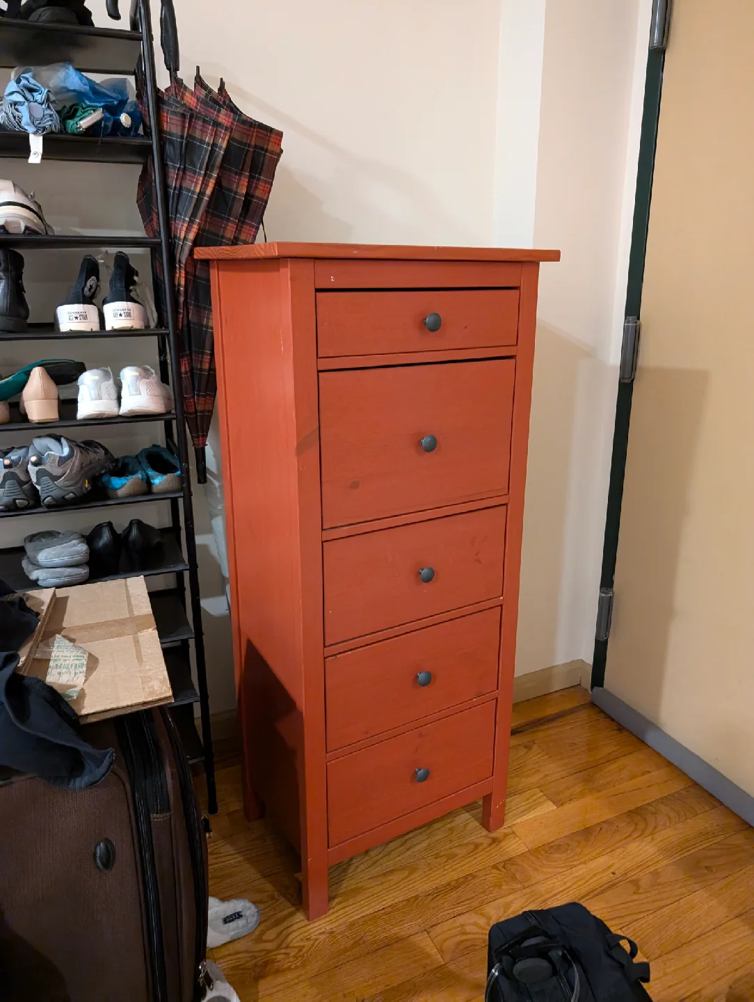 Red 5 Drawer thumbnail