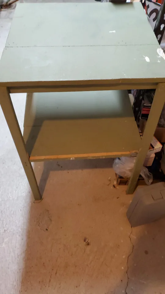 Green Wooden Table with Shelf 🥕 image indicator(2)