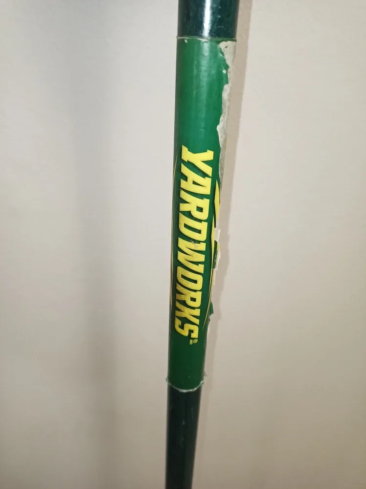 Yardworks Leaf Rake image indicator(3)