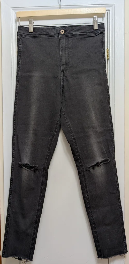 H&M Black Denim Jeans - Size 30 thumbnail