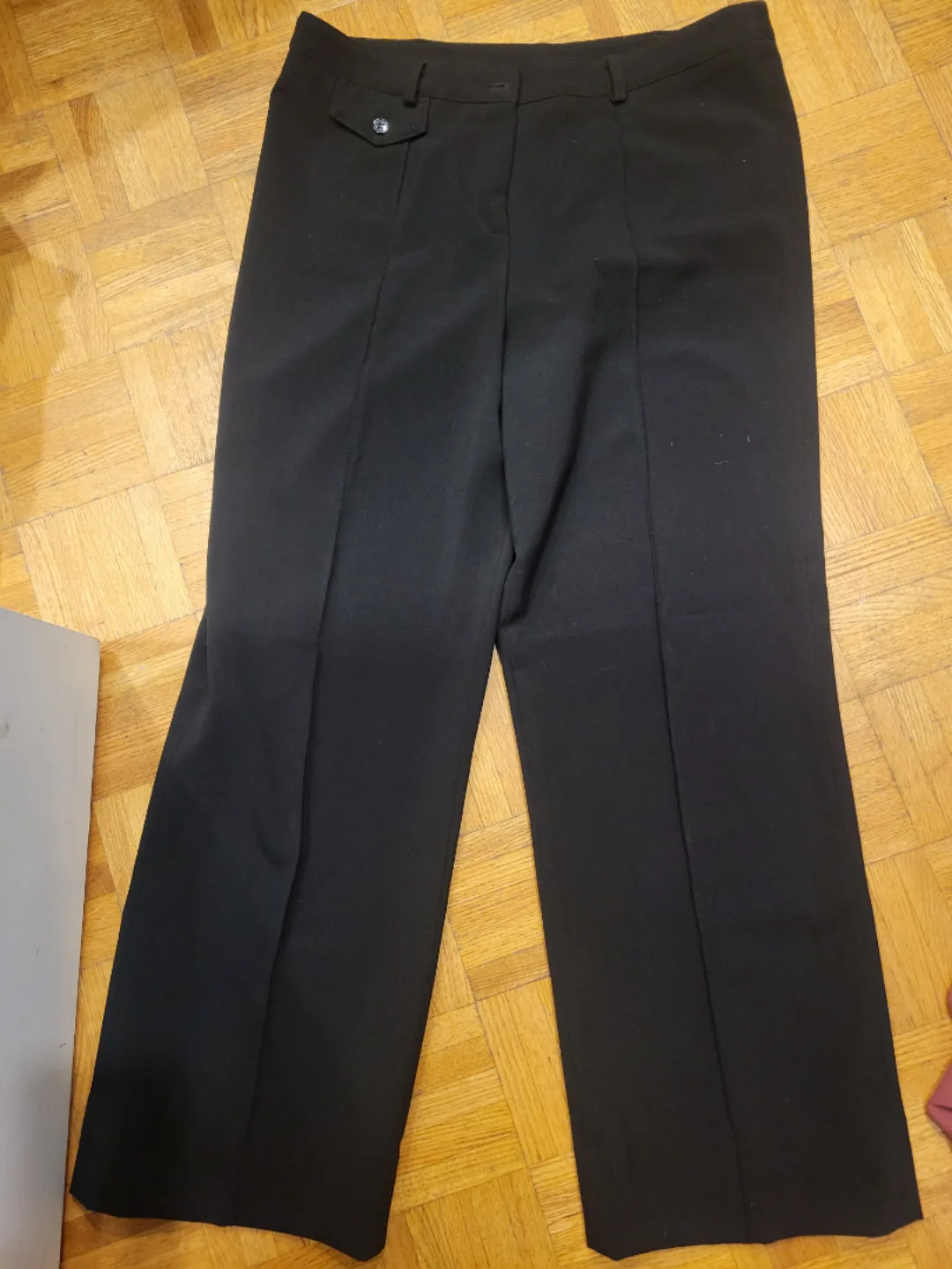 Women's size 12 thumbnail