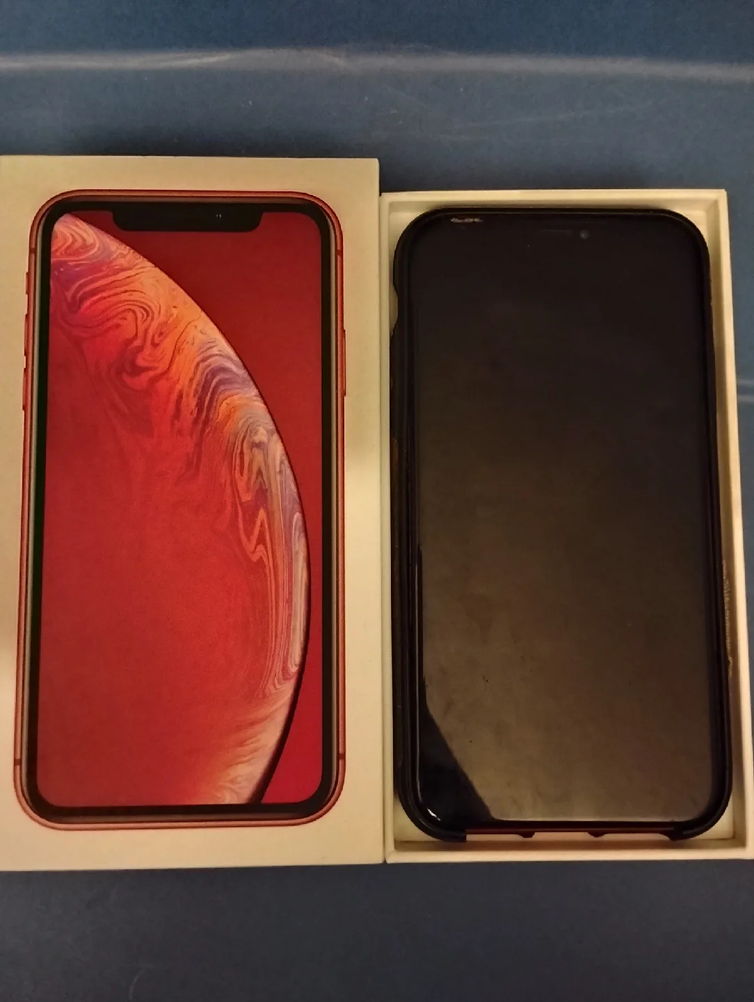 APPLE IPHONE XR RED, USED , UNLOCKED image indicator(2)