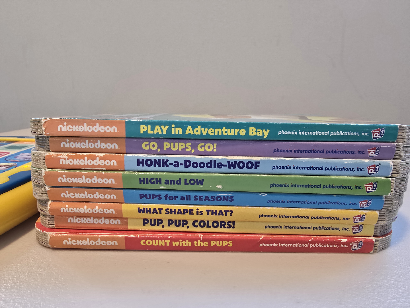 Paw Patrol Electronic Reader and 8-Book Library - photo 3