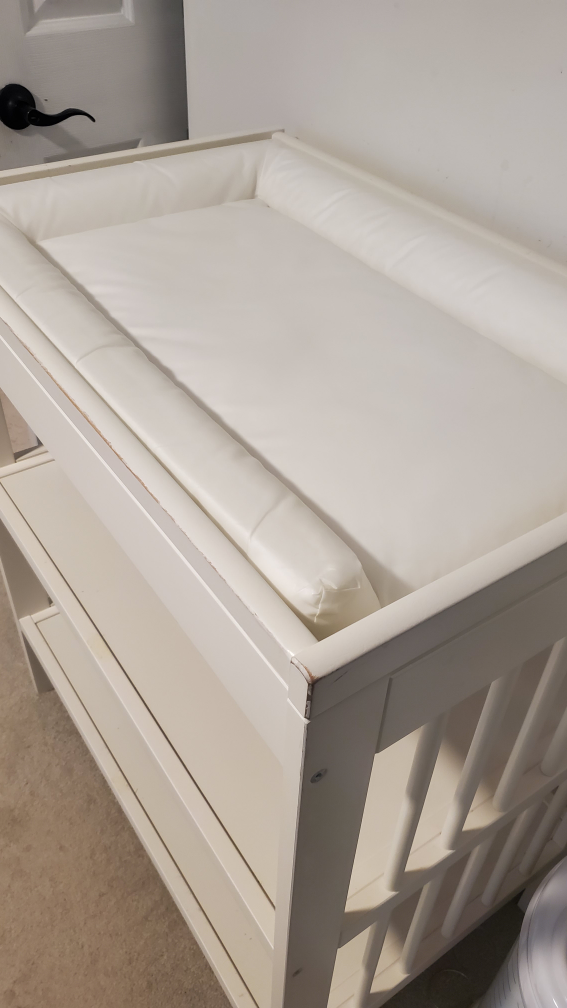 🥕IKEA Changing Table - White🥕