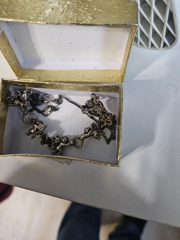 Vintage Cupid Heart Necklace - photo 2