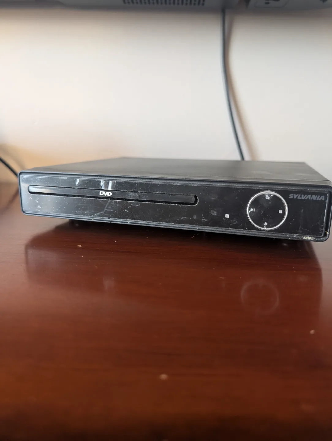 Sylvania DVD Player (no remote) - read bio  image indicator(2)