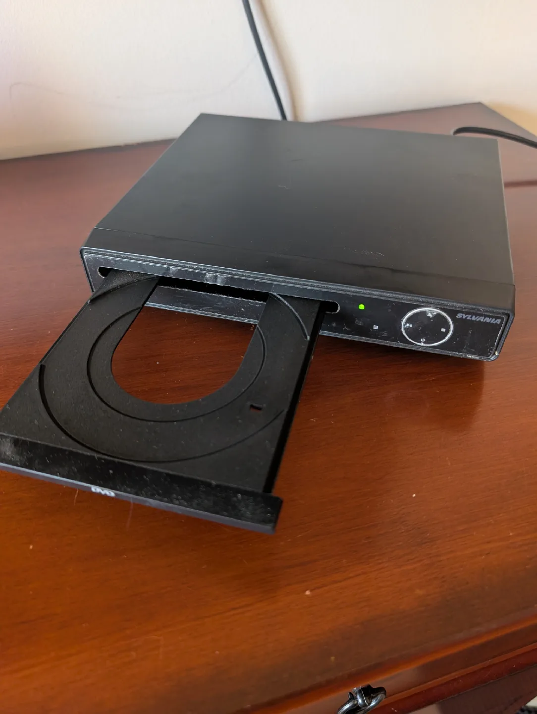 Sylvania DVD Player (no remote) - read bio  thumbnail