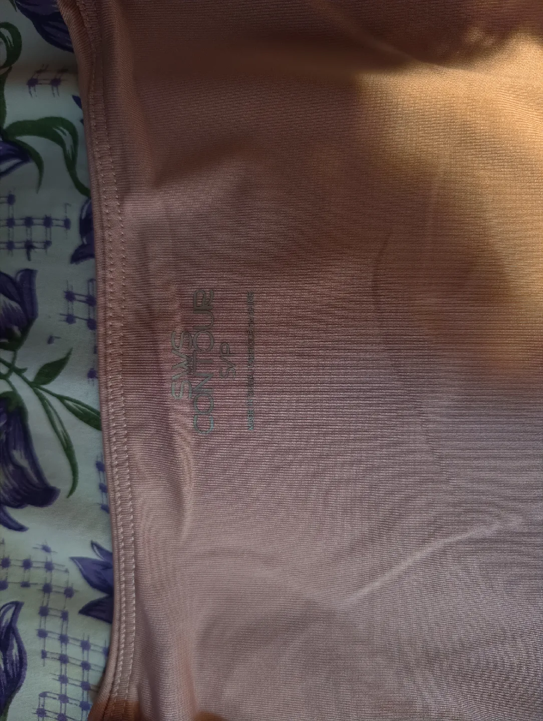 SKIMS Contour Bodysuit Size Small image indicator(3)