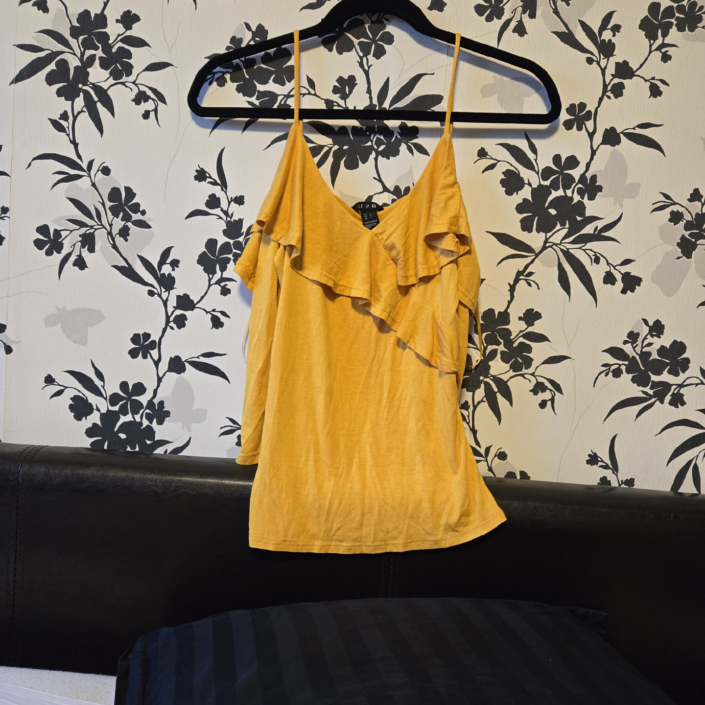 U2B Yellow Ruffle Tank Top - Size Small - photo 2