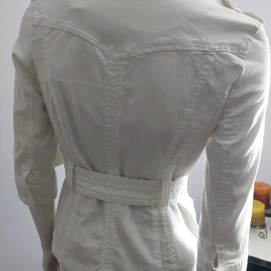 Casual Pure Comfort White Belted Jacket - M/M image indicator(9)