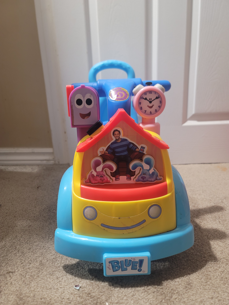 Blues Clues Ride-On Car - photo 2
