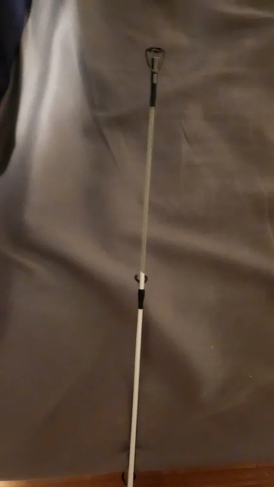 Shakespeare Ugly Stik Catfish Rod & D-Wave 4000-B Reel image indicator(3)