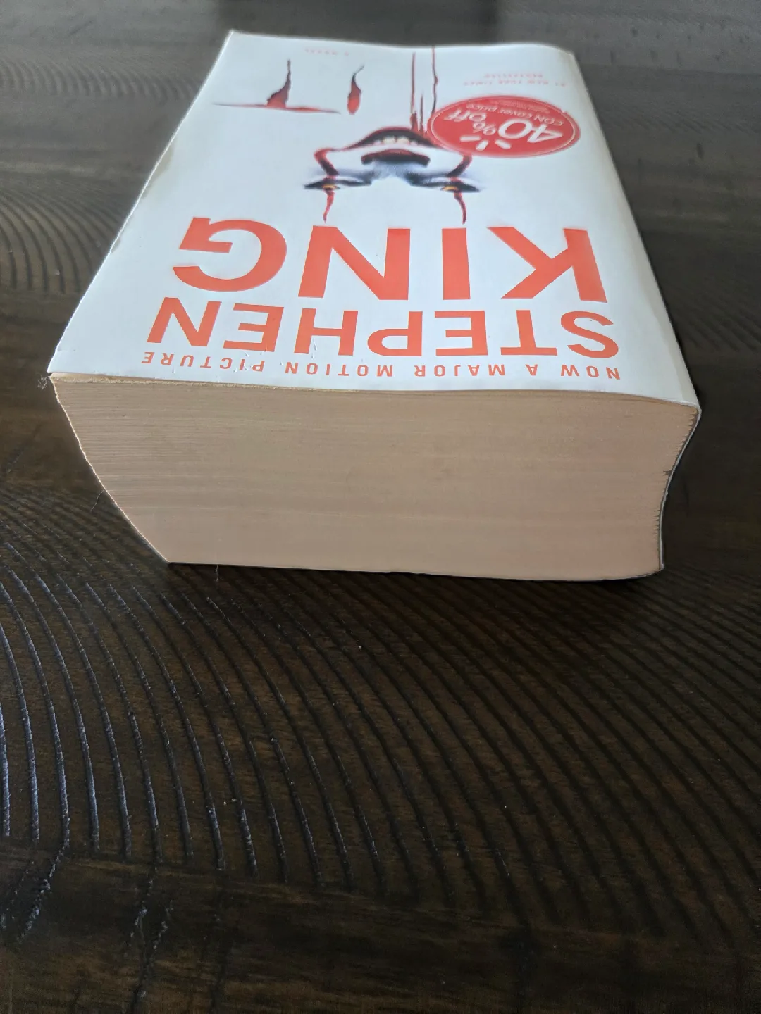 IT Novel By Stephen King image indicator(4)