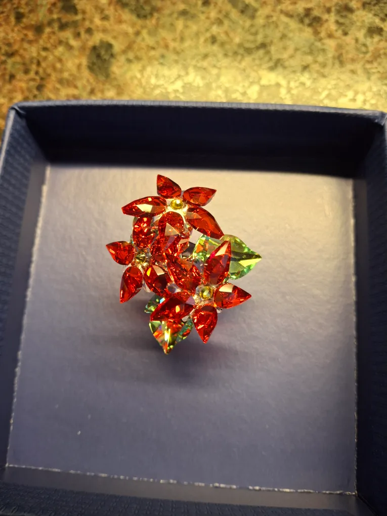 Swarovski poinsettia ornament thumbnail
