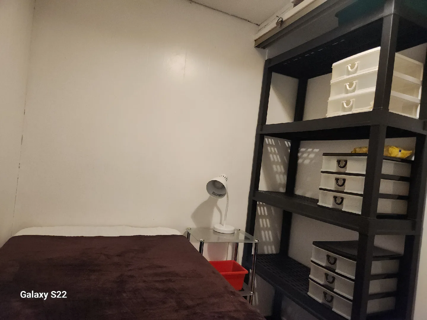private small room for male thumbnail