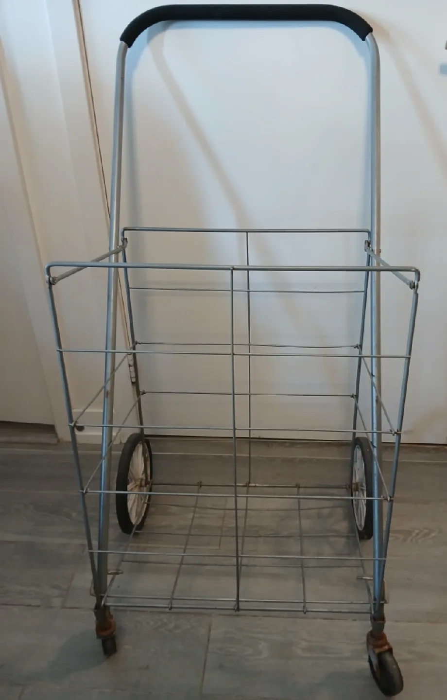 🥕4 wheeled Folding Shopping Cart. It's available! thumbnail