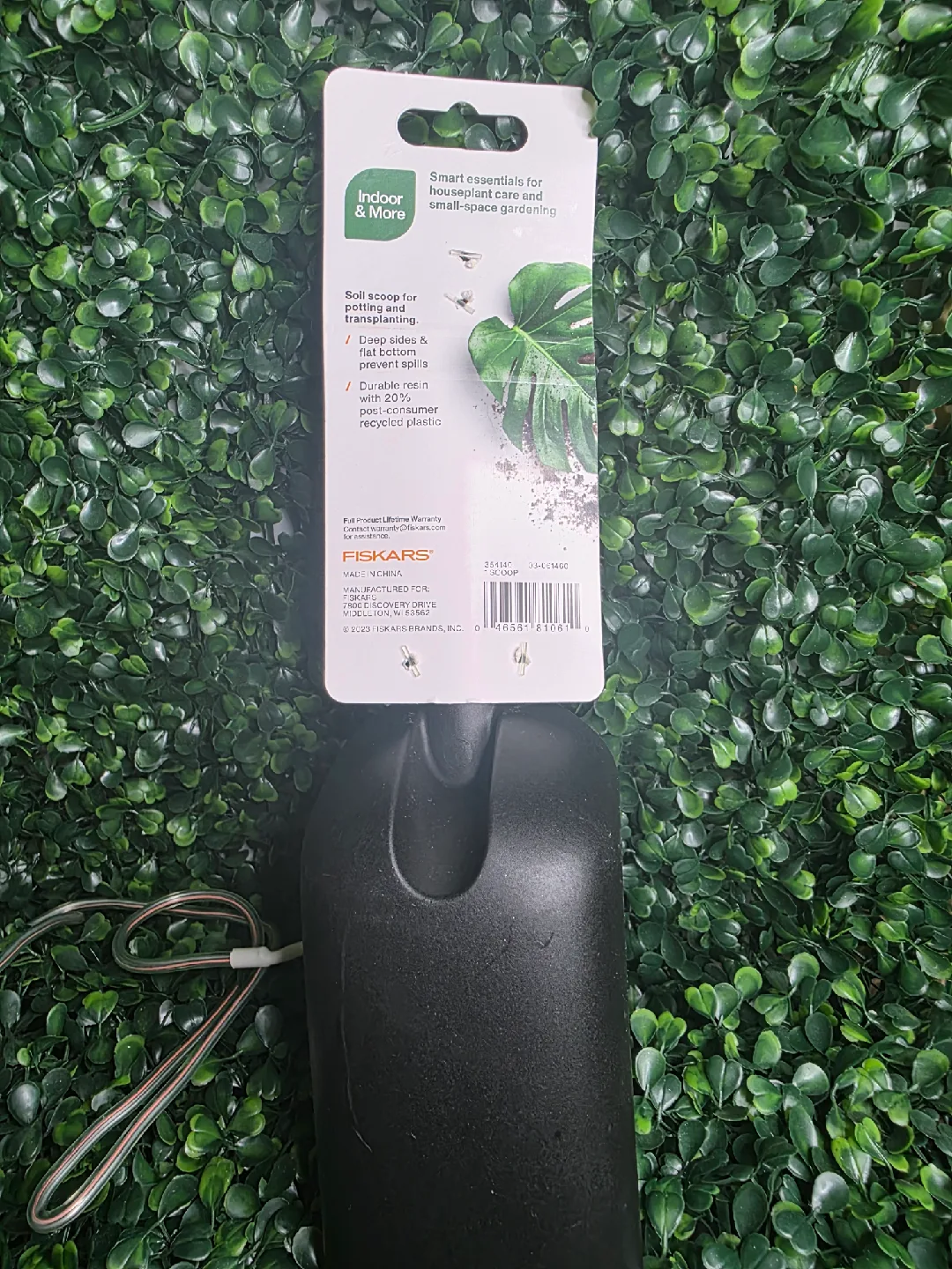 Fiskars Soil Scoop - New image indicator(2)
