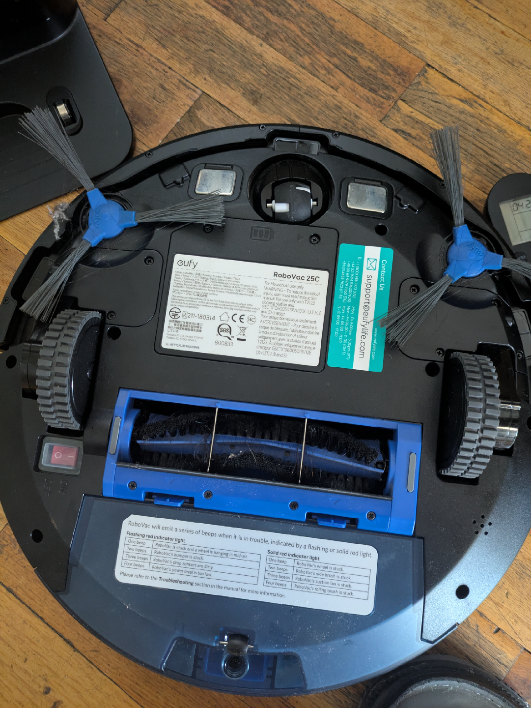 eufy RoboVac 25C Robot Vacuum - photo 2