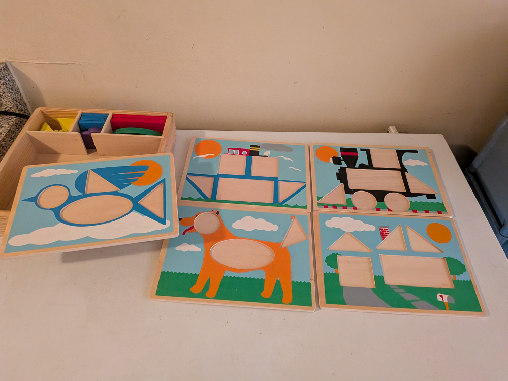 Melissa & Doug Shape Sorting Wooden Puzzles - photo 2