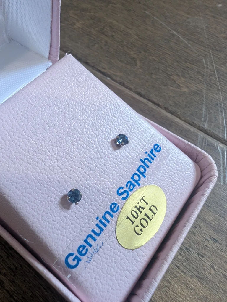 Brand New 10K White Gold Blue Sapphire Earrings For Sale image indicator(2)