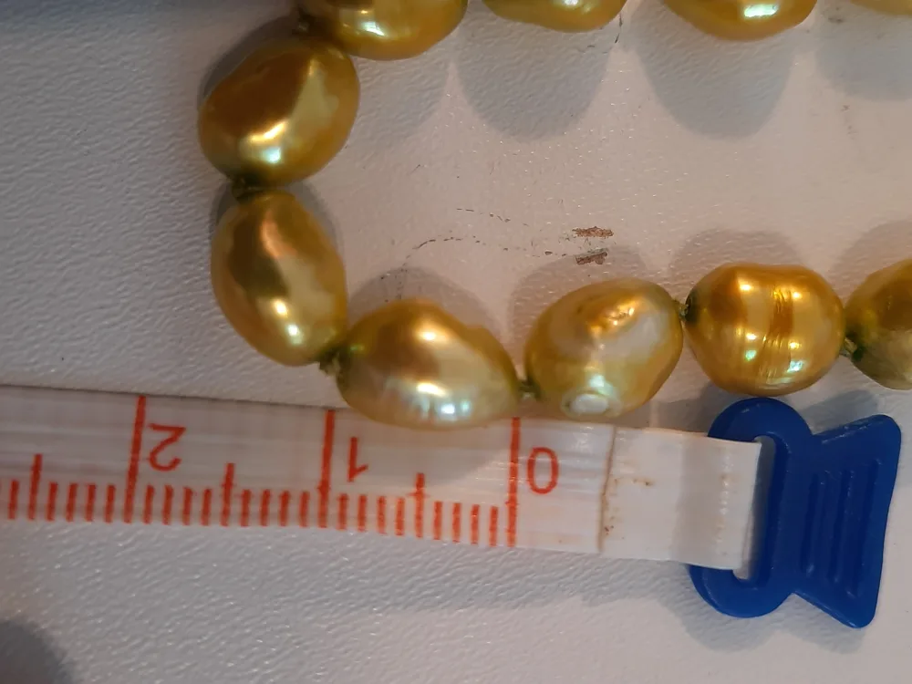 Golden Pearl Necklace & Sterling Silver (.925) Earrings Set image indicator(5)