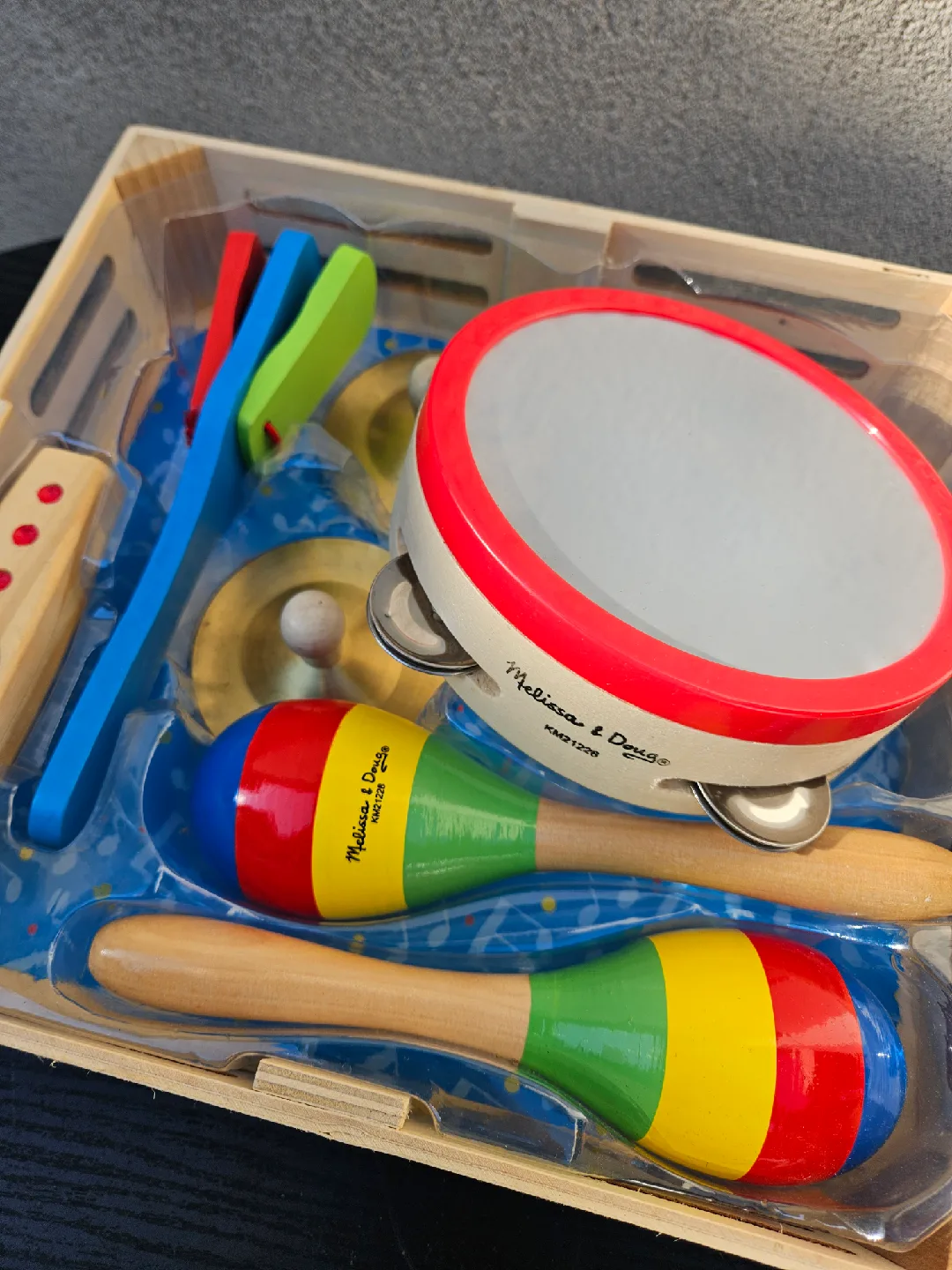 Melissa & Doug Band-in-a-Box - Musical Instrument Set image indicator(3)